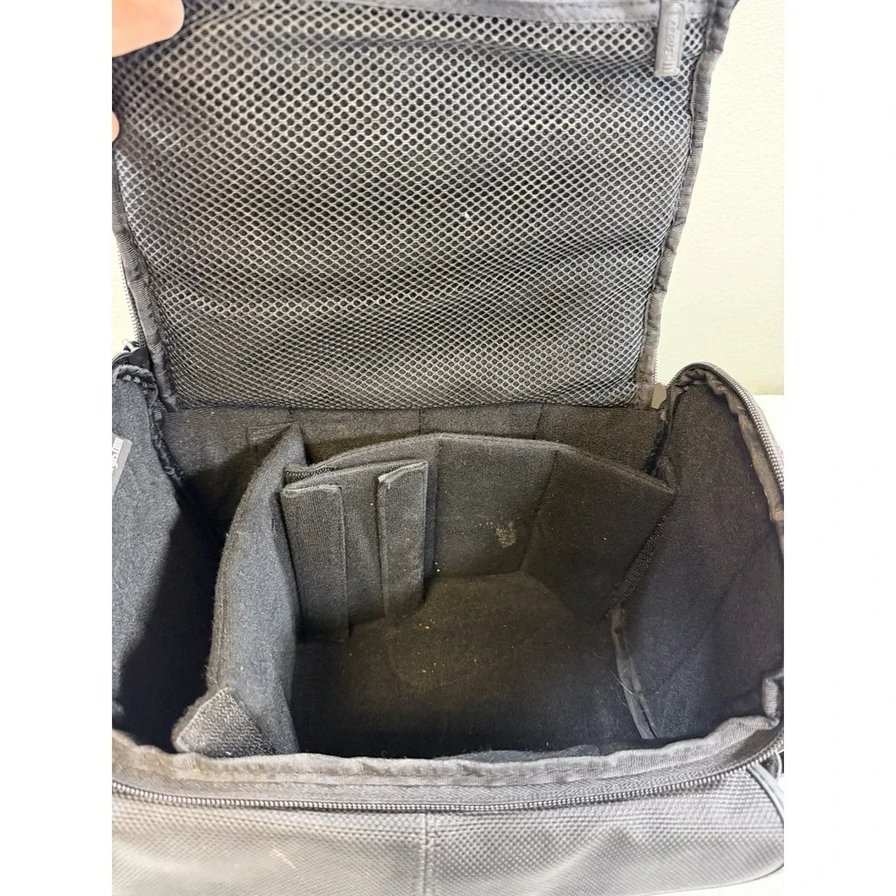 Panasonic Palmcorder PV-L571 VHS-C Camcorder 20x/150x Zoom LCD EIS w/ Case